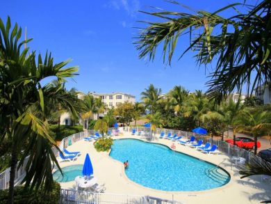 Lower Matecumbe 3 bedroom with boat dock and pool